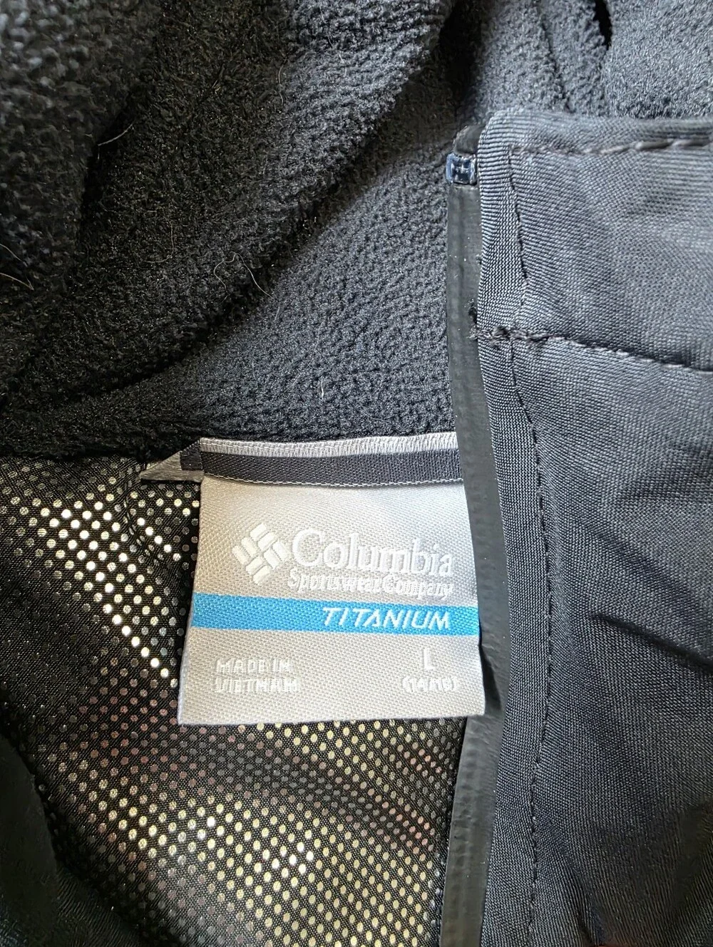 Columbia Titanium Kids Black Jacket with Reflective Accents